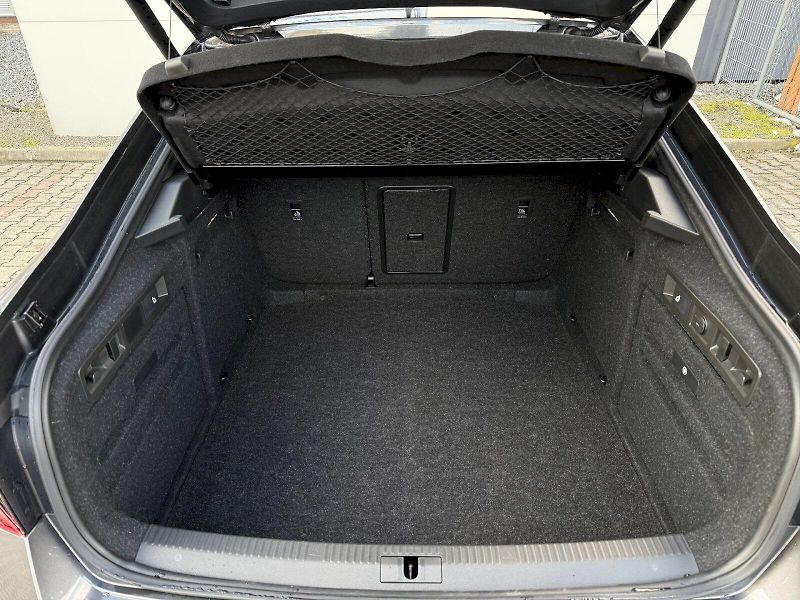 Škoda Superb (2022) 2.0 TSI 206 kW DSG 4x4 L&K - fotka 22 z 29