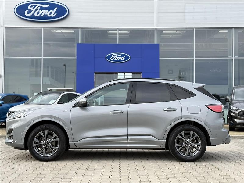 Ford Kuga 2,5 HEV ST-Line AWD AUT - fotka 2 z 30