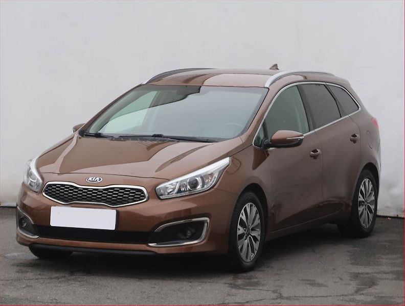 Kia Ceed (2017) Premium 1.6 CRDi, Serv.kniha - fotka 2 z 20