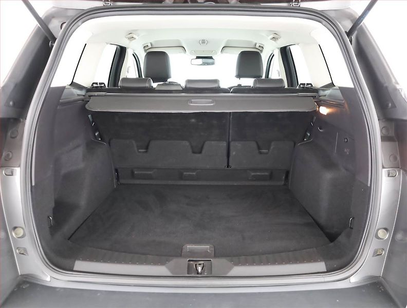 Ford Kuga (2013) 1.6 EcoBoost, Xenony, Tempomat - fotka 14 z 15
