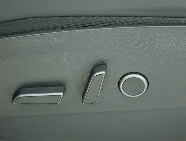Tesla Model Y (2022) Long Range AWD 79kWh, SoH 89% - fotka 22 z 24