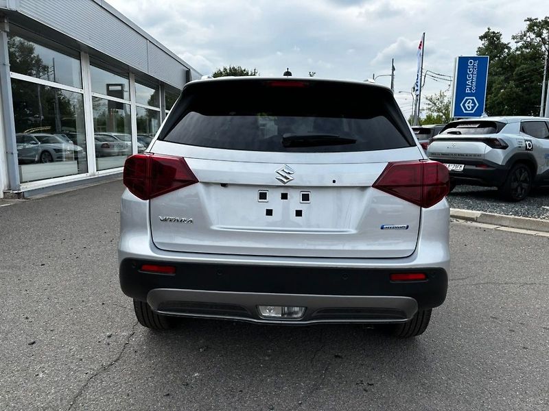 Suzuki Vitara 4x4 automat Elegance - fotka 6 z 10