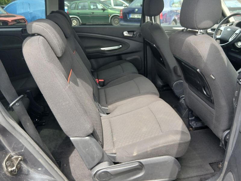 Ford Galaxy 2.0 TDCI, tažné, klima - fotka 29 z 35