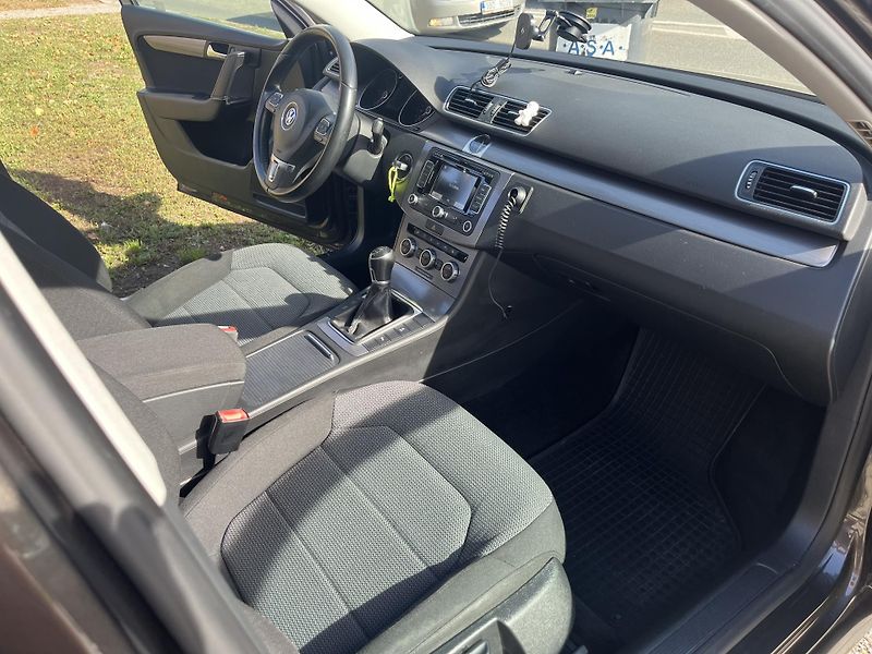 Volkswagen Passat (2013) TDI 2l - fotka 9 z 10