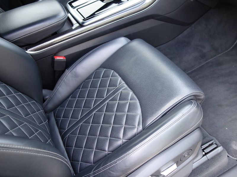 Audi SQ7 (2022) 4.0*TFSI*373KW*TOP-VÝB*ZÁRUKA! - fotka 18 z 50