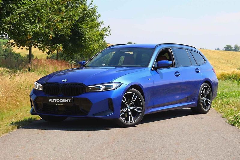 BMW 320i