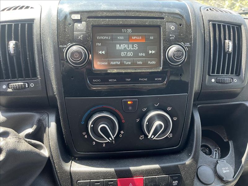 Peugeot Boxer 2,0 HDi L2 H2 KLIMA SERVIS DPH - fotka 14 z 35
