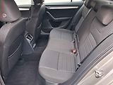 Škoda Octavia (2014) 2.0 TDi, 2.maj,ČR, Style - náhled 10