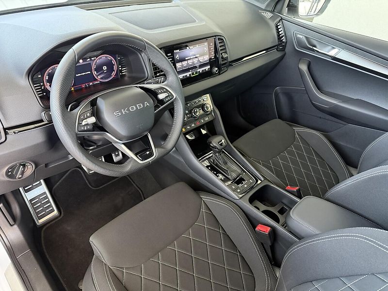 Škoda Karoq DSG 1,5TSi 110kW SportLine - fotka 6 z 24