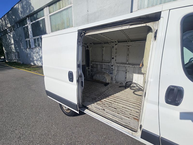 Citroën Jumper (2013) 2.2HDI klima - fotka 15 z 17
