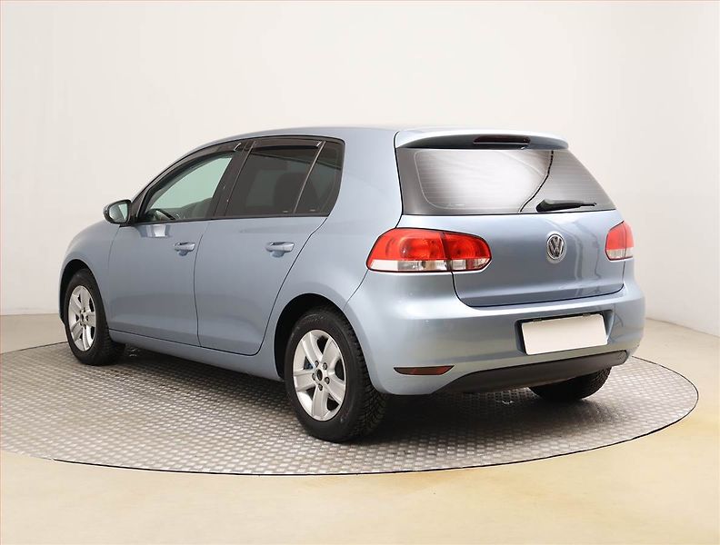 Volkswagen Golf (2009) 1.6 - fotka 4 z 18