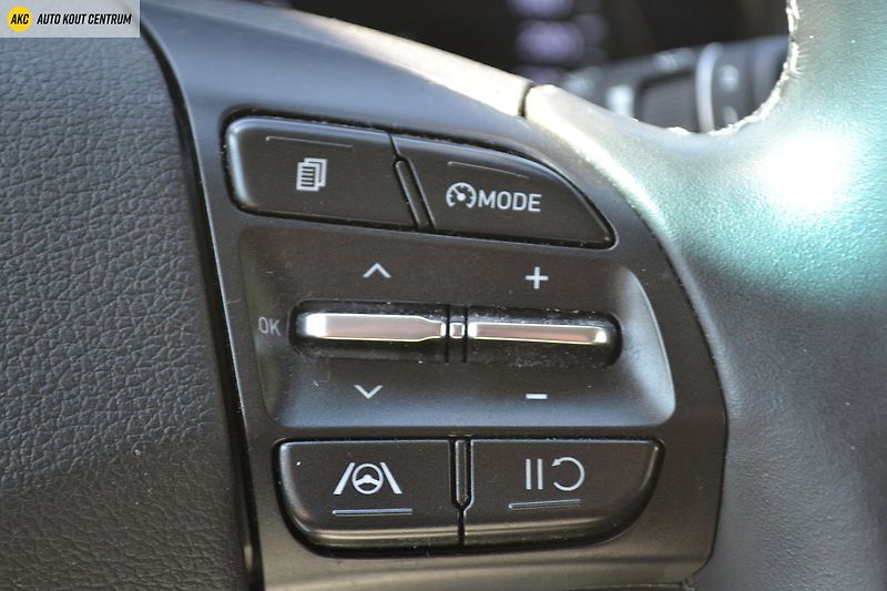 Hyundai i30 1.0T-GDI SMART ALU16 - fotka 32 z 49