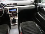 Volkswagen Passat (2011) 2.0 TDI, Tempomat - náhled 8