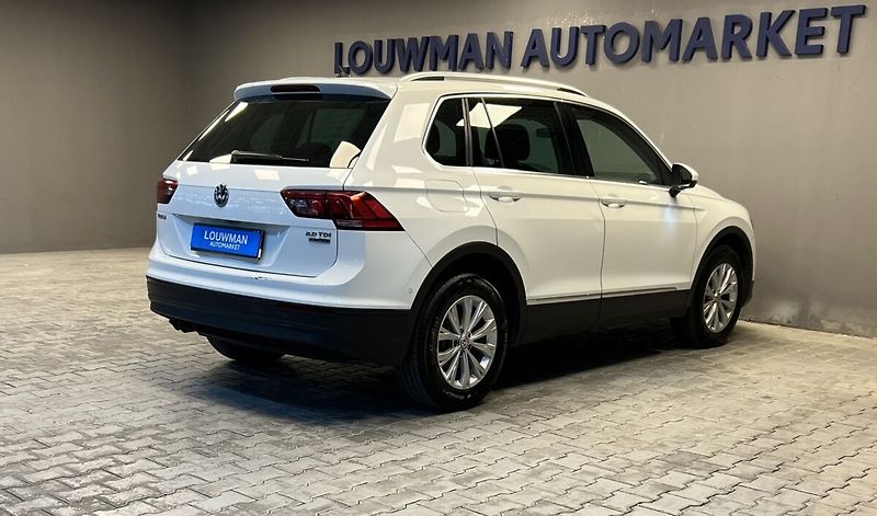 Volkswagen Tiguan BMT 4MOTION 110kW HIGHLINE - fotka 2 z 17