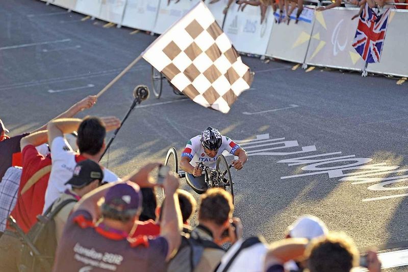 Alex Zanardi při paralympiádě v Londýně 2012.