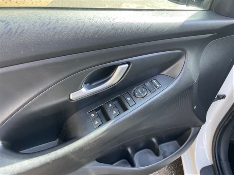 Hyundai i30 1,6 CRDI Smart - fotka 11 z 11