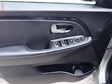 Kia Carens (2013) 1.7 CRDi, 1.maj,ČR, AC - náhled 16