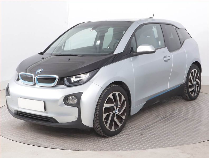 BMW i3 (2014) 60Ah BEV, SoH 74%, Automat - fotka 2 z 19