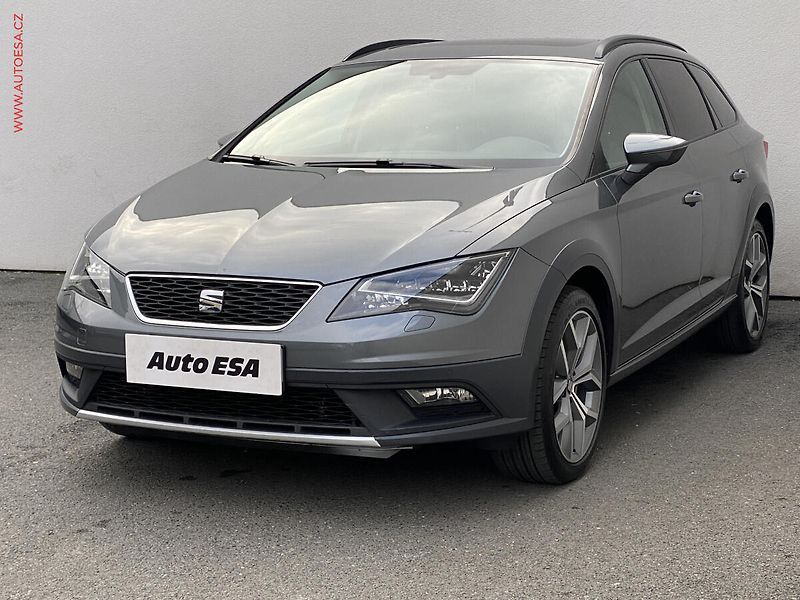 Seat Leon (2015) 2.0 TDi, X-Perience, AT - fotka 3 z 17