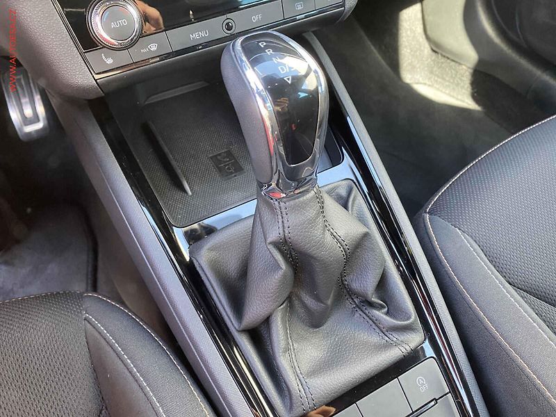 Škoda Kamiq (2023) 1.5 TSi, 1.maj,ČR, ScoutLine - fotka 17 z 20