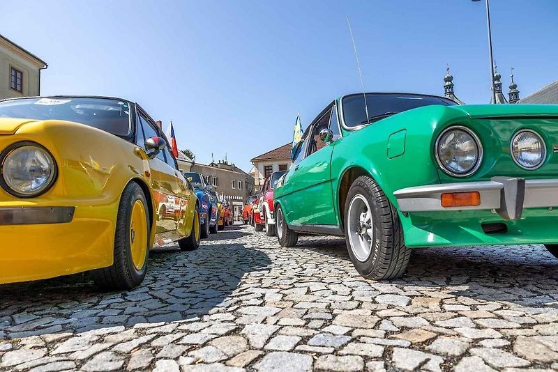 Sraz veteránů Škoda 110R v Uničově
