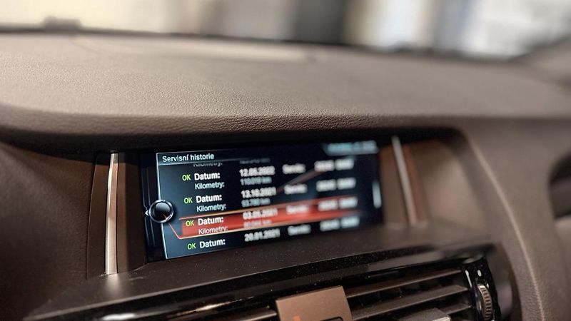 BMW X3 (2017) 2.0DxDRIVE,ČR, VELMI ZACHOVALÝ - fotka 26 z 28
