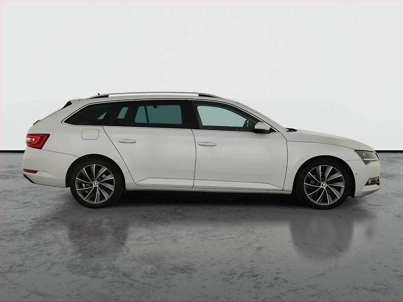 Škoda Superb (2018) Laurin&Klement 2.0 TDI 4x4 - fotka 6 z 20