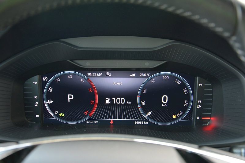 Škoda Karoq (2022) 2.0 TDI 110 kW 4x4 Style PLUS - fotka 10 z 27