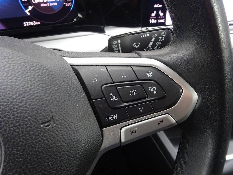 Volkswagen Golf (2022) 1,0 TSi/ 81kW  Life - fotka 22 z 28