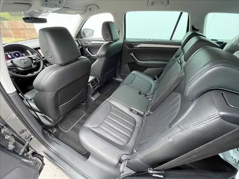 Škoda Kodiaq 2,0 TDI 4x4 DSG Style WEBA+TZ - fotka 18 z 28
