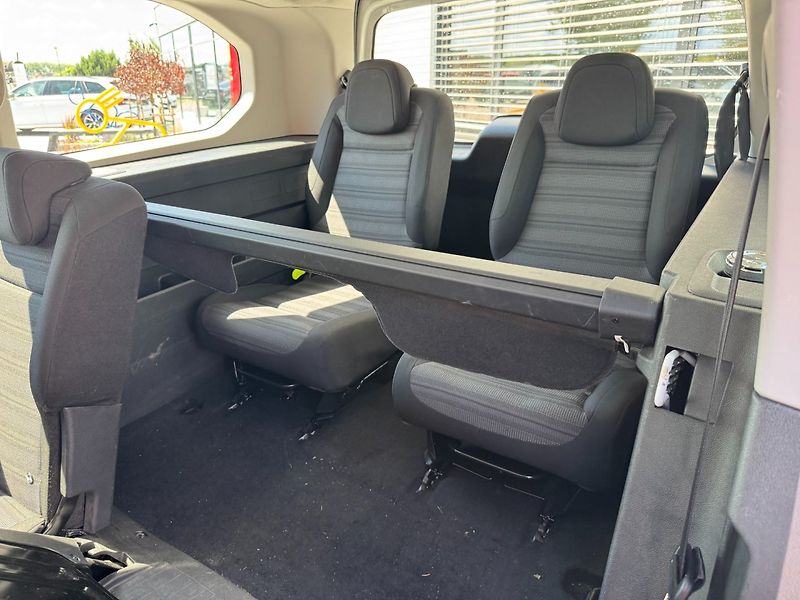 Opel Combo (2021) 1,2i 81 KW 7Míst L2 - fotka 20 z 30