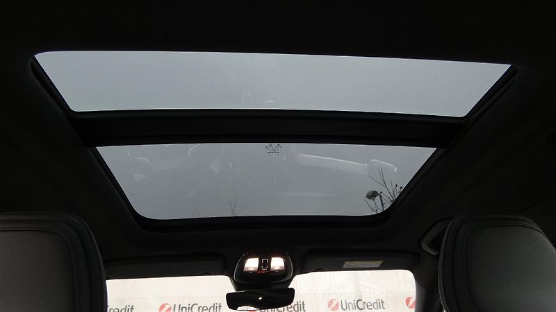 Volvo S60 B5 AWD Ultimate Dark - fotka 23 z 25