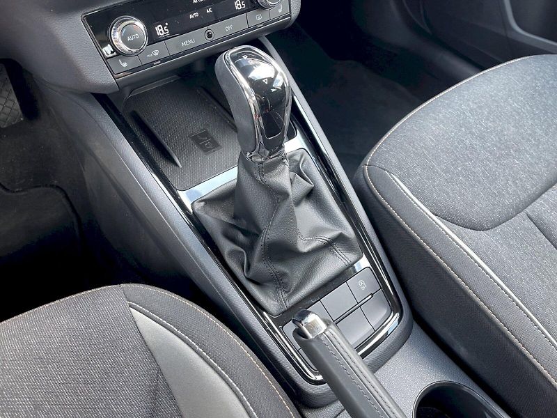 Škoda Kamiq (2024) 1.5 TSI 110 kW DSG Style Plus - fotka 11 z 32