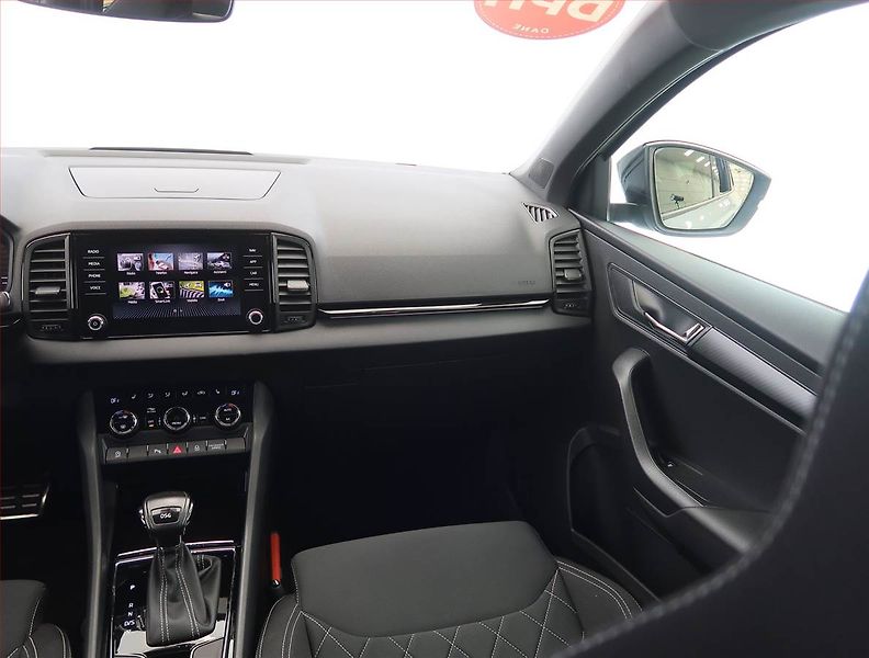 Škoda Karoq (2022) Sportline 1.5 TSI - fotka 8 z 27