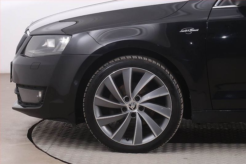 Škoda Octavia (2014) Laurin&Klement 2.0 TDI - fotka 15 z 26