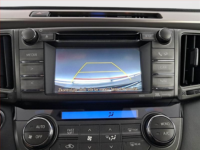 Toyota RAV4 (2014) Selection 2.2 D-4D, 4X4 - fotka 17 z 21
