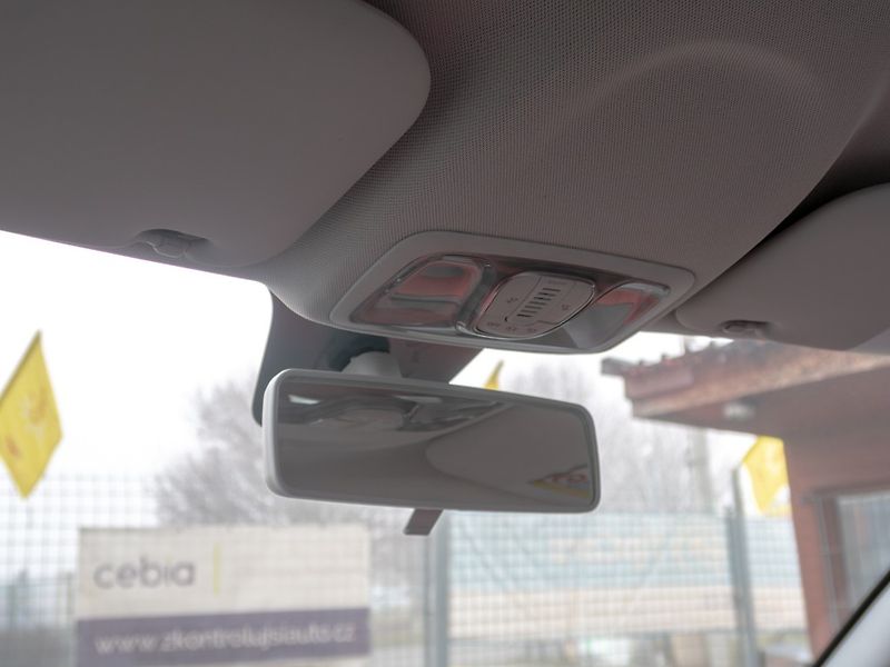 Fiat 500L (2013) 0.9T 77KW – KLIMA - fotka 30 z 44