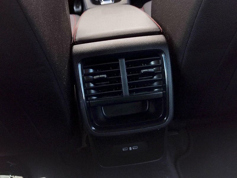 Škoda Octavia (2023) Combi RS 2,0 Tdi 147 Kw DSG - fotka 27 z 38