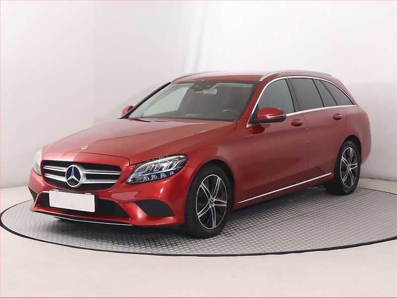 Mercedes-Benz Třídy C (2020) Classic C 200 - fotka 2 z 23