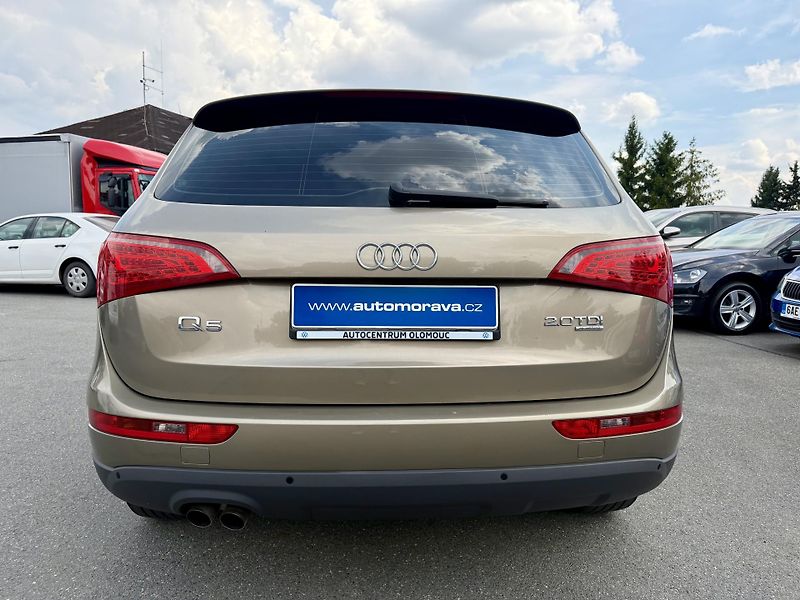 Audi Q5 (2009) 2.0 TDI 125 KW Quattro - fotka 7 z 26