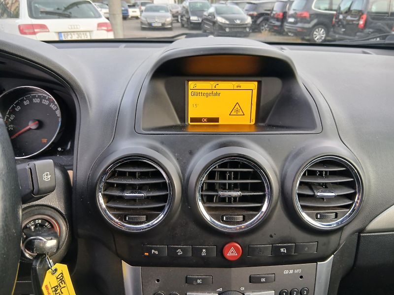 Opel Antara 2.2 CDTI, 4x4, tažné, Cosmo - fotka 18 z 27