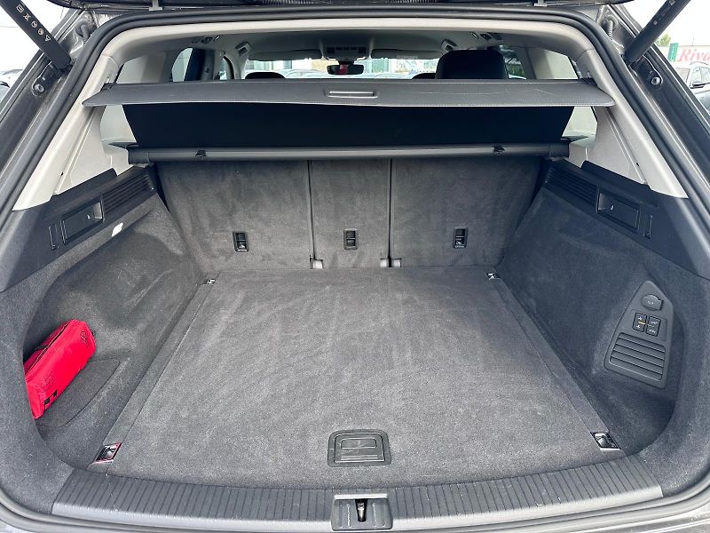 Volkswagen Touareg 3.0 TDI 170kW - fotka 18 z 18