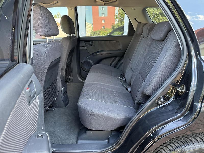 Kia Sportage (2007) 4WD 104kW - fotka 29 z 37