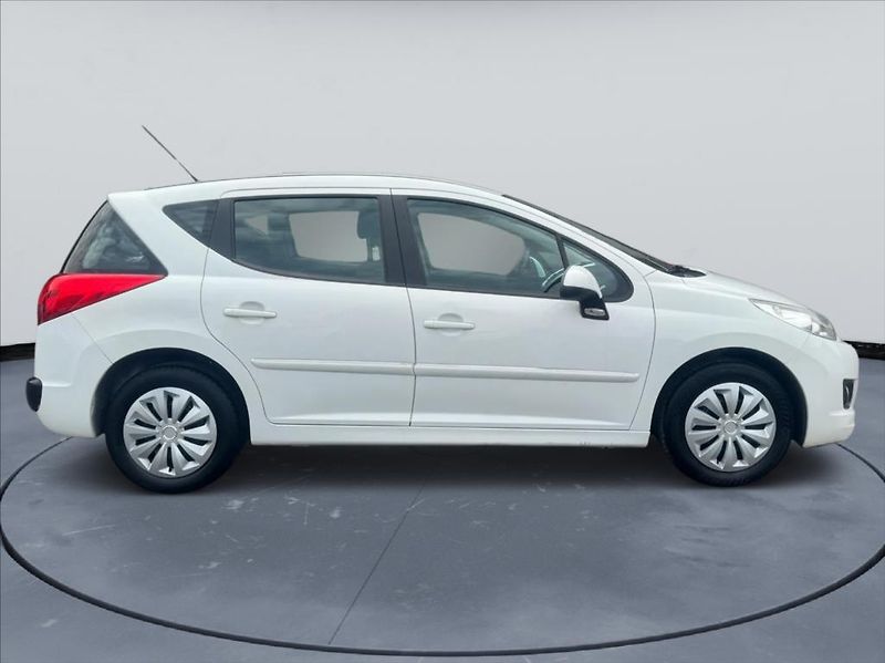 Peugeot 207 1,4 i, Klima  SW - fotka 4 z 17