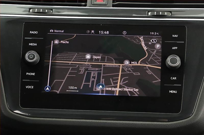 Volkswagen Tiguan Allspace (2021) 2.0 TDI - fotka 13 z 20