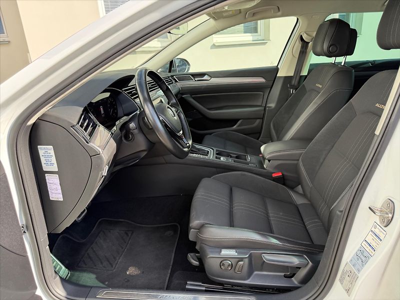 Volkswagen Passat 2,0 Alltrack, 4x4 - fotka 8 z 24
