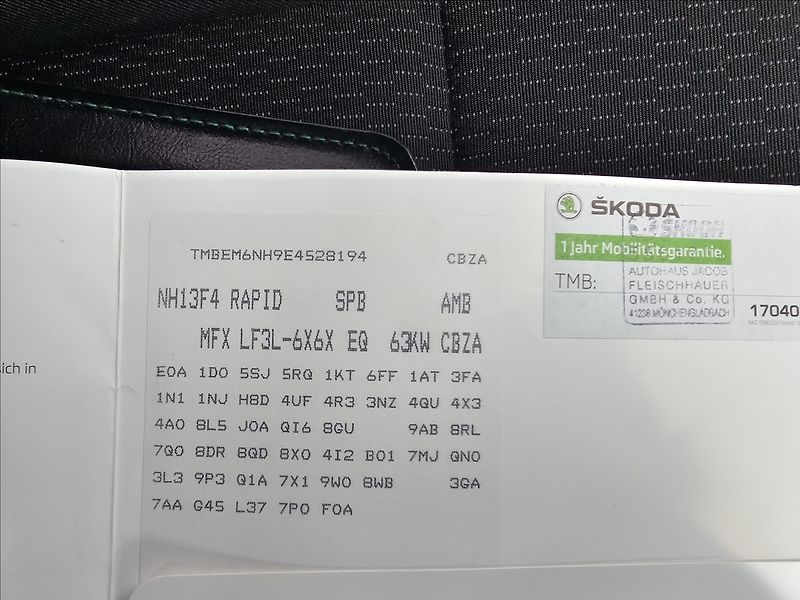 Škoda Rapid 1,2 TSi 63KW Ambition KLIMA AL - fotka 31 z 37
