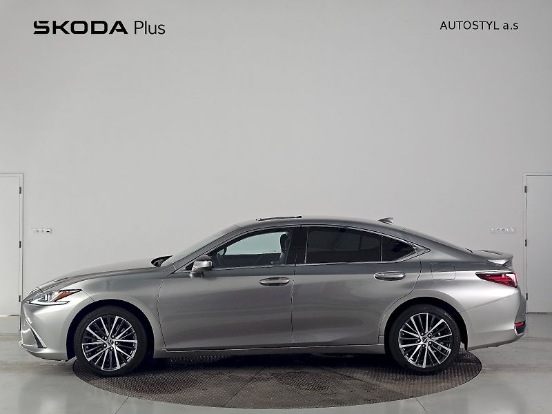 Lexus ES 300h (2025) 2.5HEV 218k BUSINESS EDITION - fotka 3 z 28