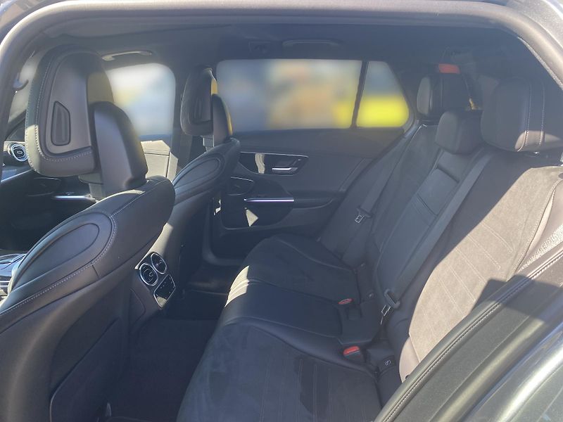 Mercedes-Benz Třídy C Mercedes-Benz C 300 e T AMG - fotka 14 z 20