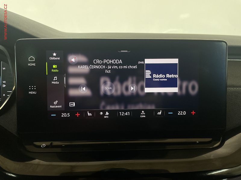 Škoda Octavia (2022) 1.5TSi, ČR, Style, LED, park - fotka 15 z 17